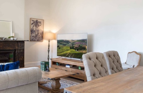 Strathfield Apartment | Central 2-Bed Apartment with Private Parking