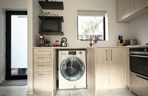 Christchurch City Centre Villa | Central 2 king bdrm 2 bath/casino