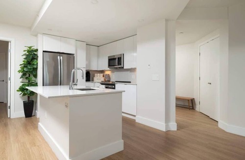Chinatown Apartment | Central 2BR Condo in Downtown Boston & T-Station