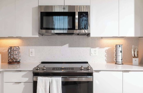 Chinatown Apartment | Central 2BR Condo in Downtown Boston & T-Station