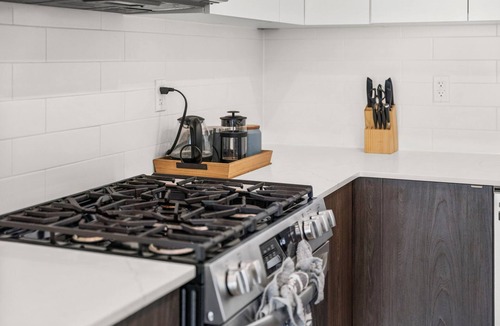 Jasper Place House | Central 3BR Townhome | Near WEM | Family Friendly