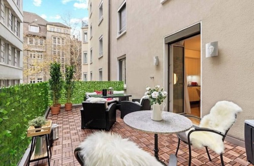 Center Apartment | Central | AC | Private Terrace | Free Parking