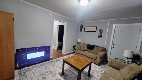Oswego Apartment | Central and Convenient Ground Floor Apartment
