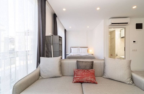Eski Lara Apartment | Central and Modern Flat in Muratpasa