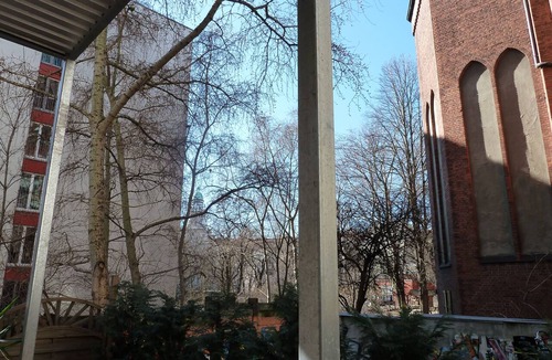 Friedrichshain Apartment | Central and quiet - a view of the countryside