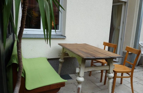 Friedrichshain Apartment | Central and quiet - a view of the countryside