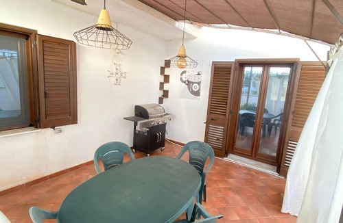 Alezio House | Central and very relaxing facility