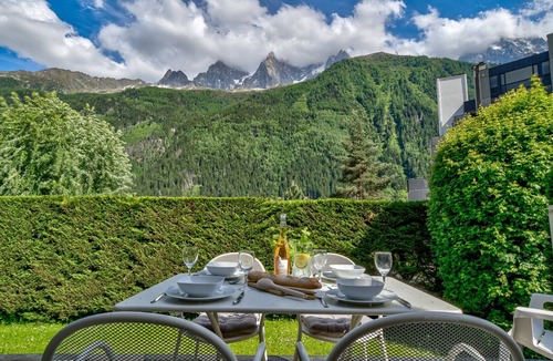 Chamonix City Centre Apartment | Central Apartment With Fabulous Terrace