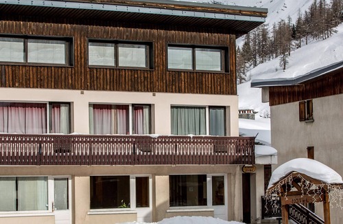 Val-d'Isere Apartment | Central apartment, near slopes, 10 pers, WiFi