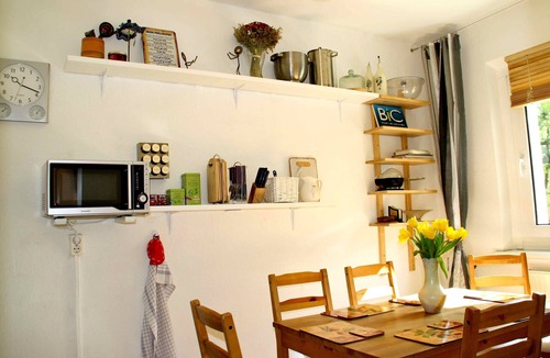 Friedrichshain Condo | Central apartment with balcony, WLAN, 6 pers. -ONLY long-term lease min. 1 month