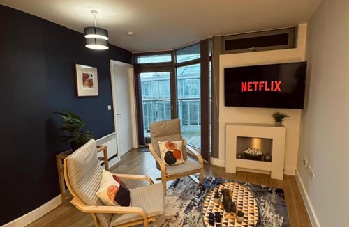 Sunderland City Centre Apartment | Central Apt, Botanical Garden View, Free Private Parking