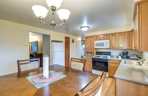 Cheektowaga Apartment | Central Apt in Cheektowaga w/Private Deck!