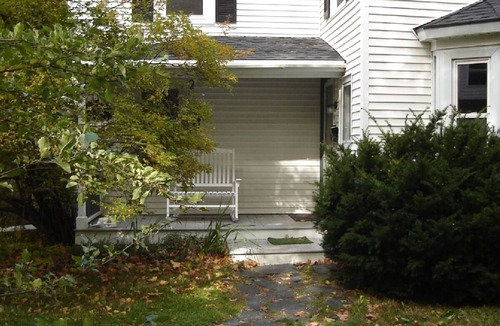 Bar Harbor House | Central Bar Harbor. Family and pet friendly.