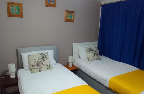 Edgbaston House | Central Birmingham Two Bedroom Home with Free Parking