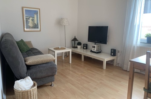 Heppens Apartment | Central but quiet with optimal shopping facilities - 10 minutes to the beach