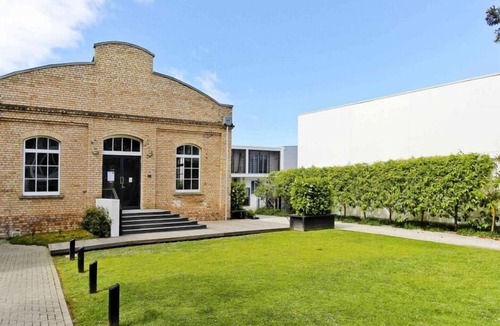 Auckland Central Business District Apartment | Central but secluded from city hustle and noise.