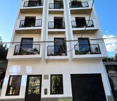 Independencia House | Central Climbing Hostel