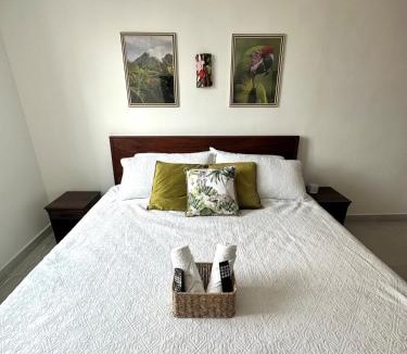 Rincon de Sabanilla Apartment | Central Condo with Pool and Mountain View