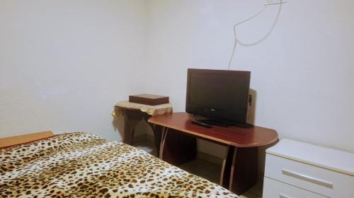Lugoj Apartment | Central Cozy Home 2
