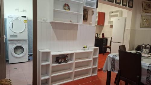 Lugoj Apartment | Central Cozy Home