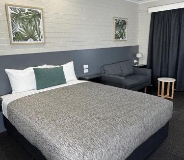 Bendigo Hotel | Central Deborah Motel