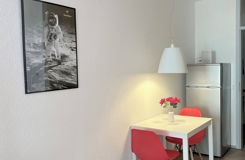 Verlegerviertel Apartment | Central designer studio near Universities of Applied Sciences