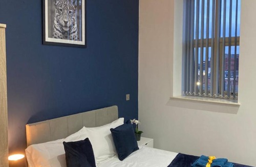 Doncaster Apartment | Central Doncaster 1BED 1BATH Pent-Apartment