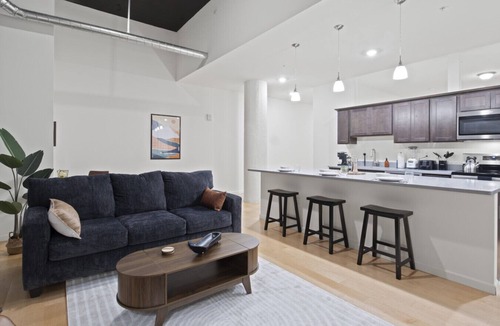 Central Business District Apartment | Central Downtown Apartment - 1BR