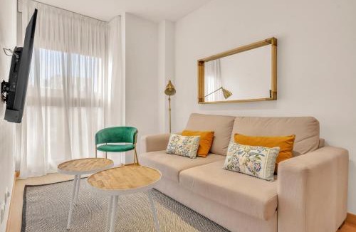Perchel Sur Apartment | Central Duplex & Terrace Views by ELE Apartments