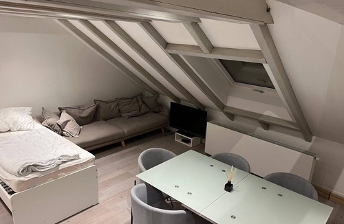 Furstenfeldbruck District Apartment | Central flat near Munich