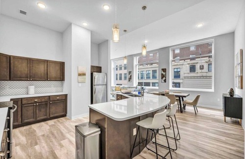 Gateway District Apartment | Central Flat with Pool, Sauna, Rooftop Deck, Gym