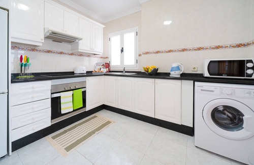 Arrecife Condo | Central floor, spacious and bright. Free WIFI. Beach 5 minutes.