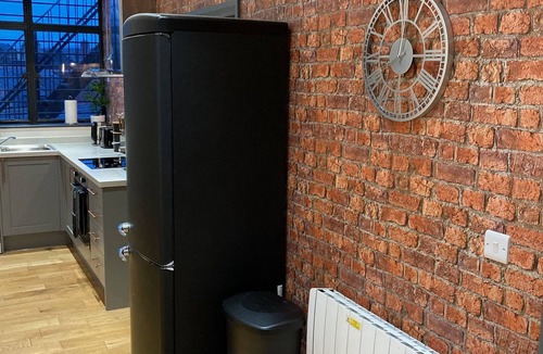 Sheffield City Centre Apartment | Central Sheffield 3BED 3BATH V Pent-Apartment by AB MERCANTILE