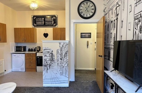 Finnieston Apartment | Central Glasgow Apt - Sleeps 2 & Freeparking