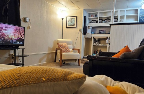Greeley Apartment | Central Greeley Hideaway