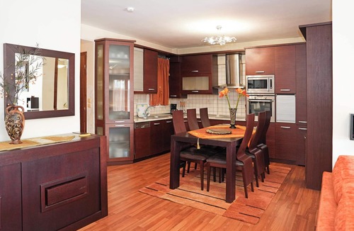 Grevena Apartment | Central Grevena Retreat With Mountain Views