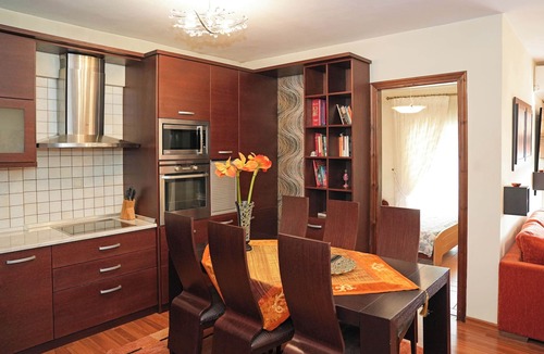 Grevena Apartment | Central Grevena Retreat With Mountain Views