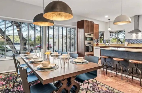 Jefferson Park House | Central Home w/Panoramic Views - 1.3 miles to UofA/3.5 miles to downtown