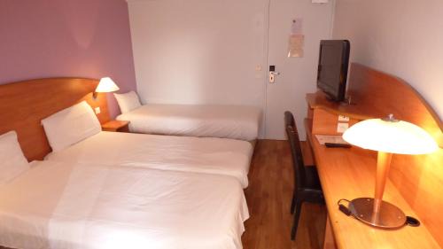 Breche - Prefecture Hotel | Central Hotel