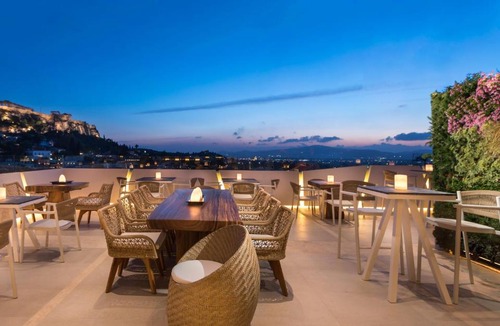 Plaka Hotel | Central Hotel