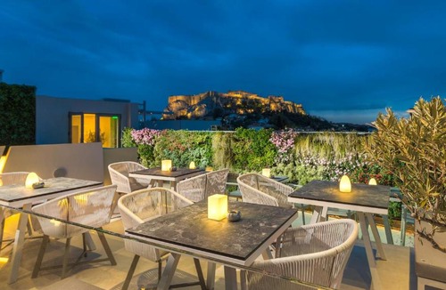 Plaka Hotel | Central Hotel