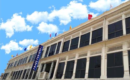 Mohangarh Hotel | Central Hotel