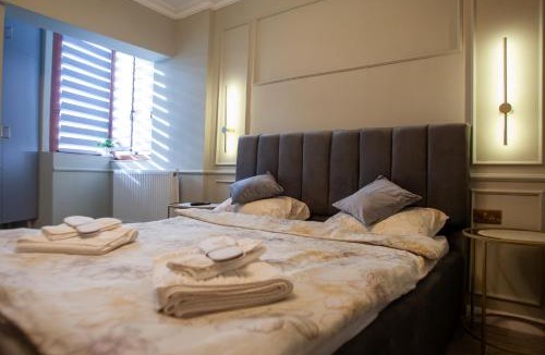 Petrosani Apartment | Central Hub