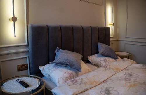 Petrosani Apartment | Central Hub