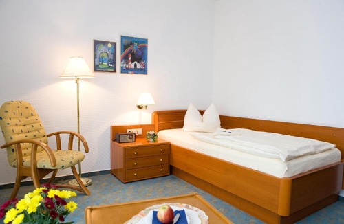 Eppelborn Hotel | Central Inn Hotel garni