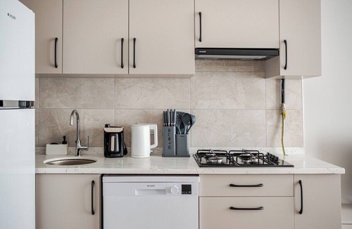 Cumhuriyet Apartment | Central Large Brand New Apartment w/Elevator Near Metro