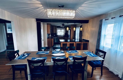 Cheektowaga Apartment | *Central location*Clean*Parking*2BDRM*A/C
