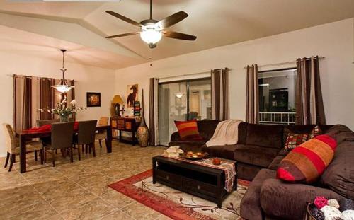 North Scottsdale Apartment | Central Location, Heated Pool, Bbq, Hot Tub, More