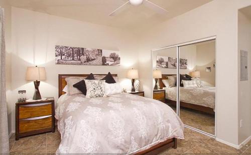 North Scottsdale Apartment | Central Location, Heated Pool, Bbq, Hot Tub, More