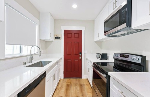 San Gabriel House | Central Location, SGV/626, 15-min to Downtown